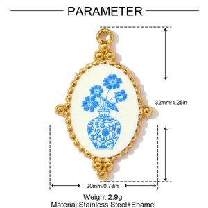 Detailed dimensions of sunflower pendant with blue porcelain pattern and gold edge