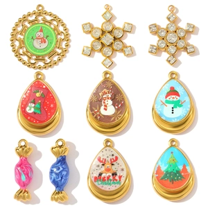 Colgantes de Esmalte de Acero Inoxidable de Navidad Para Hacer Joyas Chapado en Oro Muñeco de Nieve Reno Copo de Nieve Caramelo DIY Charms