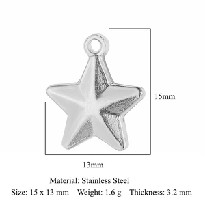 Vue détaillée du pendentif étoile en acier inoxydable 15x13mm avec épaisseur 3,2mm