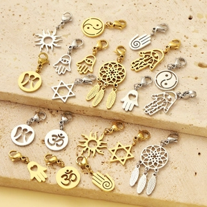 Pendentifs en acier inoxydable avec fermoir mousqueton, symboles Om, soleil et main de fatma