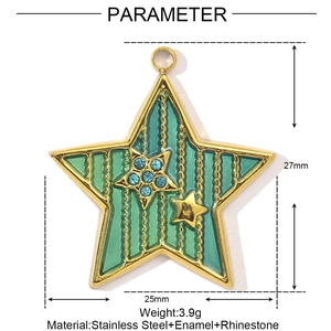 Detailed parameter view showing dimensions and weight of the star enamel necklace pendant