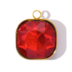 Pendentif carré en cristal rouge avec monture dorée en acier inoxydable poli pour femme