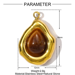 Details van afmetingen en gewicht van de gouden druppelhanger van staal met natuursteen