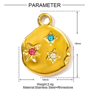 Detail of a 14mm gold stainless steel round pendant featuring three colored rhinestones