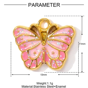 Makroansicht des rosa Emaille-Schmetterlingsanhängers mit Maßen 13mm mal 11mm