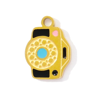 Detail of DIY stainless steel camera pendant with colorful enamel drip oil finish