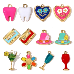 Colgante de Acero Inoxidable Esmalte Francés Vaso de Cóctel Corazón Flor Diente Cassette Charms Joyería DIY