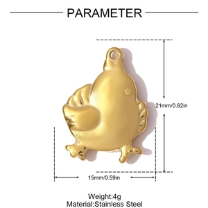 Dimensiones técnicas de un colgante de pollito en acero inoxidable dorado, 21mm por 15mm