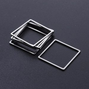 Polished silver stainless steel square pendants for DIY jewelry and necklace link making
