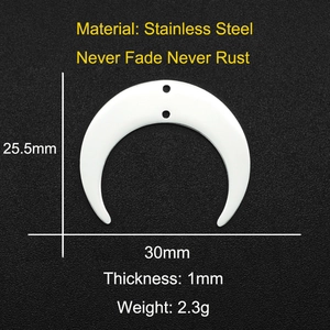 Detail of stainless steel crescent pendant showing 25.5mm size and 1mm thickness
