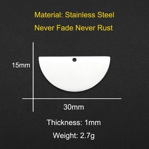 Technical drawing of a 30mm crescent stainless steel pendant with size specifications