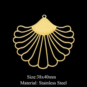 Pendentif fleur évidé en forme d'éventail en acier inoxydable doré de 38x40mm