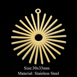 Pendentif éventail fleur soleil en acier inoxydable doré, dimensions 30x33mm