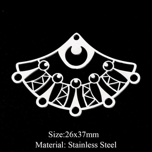 Détail du pendentif en éventail 26x37mm en acier inoxydable pour création de bijoux