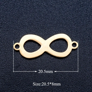 Macro d'un connecteur infini doré de 20,5 mm pour la création de bijoux avec boucles