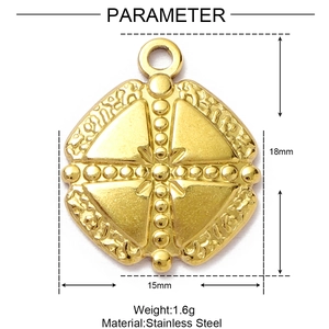 Détail du pendentif carré en acier inoxydable doré 18mm avec les dimensions et le poids