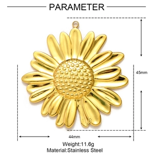 Spécifications du pendentif tournesol doré de 45mm en acier inoxydable robuste