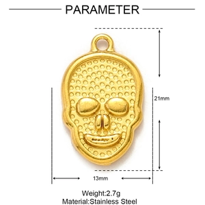 Détail du pendentif tête de mort doré en acier inoxydable avec specs 21mm x 13mm
