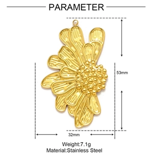 Détails techniques du pendentif tournesol en acier inoxydable 53x32mm avec texture florale