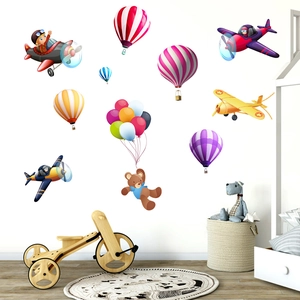Adesivi murali per cameretta con mongolfiere, aeroplani e orsetto per decorazione murale