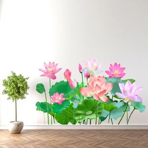 Dettaglio degli adesivi murali loto autoadesivi con fiori rosa e foglie di ninfea