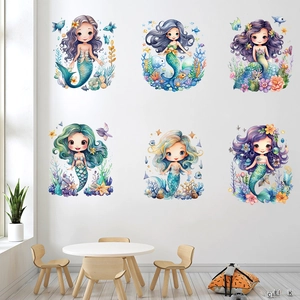 Dettaglio di 6 adesivi murali sirena cartone animato in una camera da letto per bambini