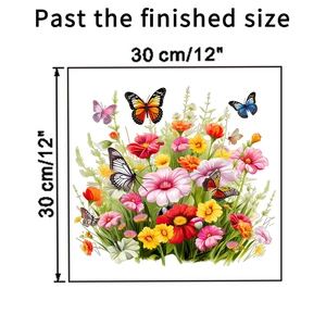 Vue détaillée du sticker mural autocollant de jardin de fleurs et papillons de 30 cm