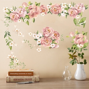 Detalle de vinilo de peonía acuarela con flores rosas en pared con textura beige