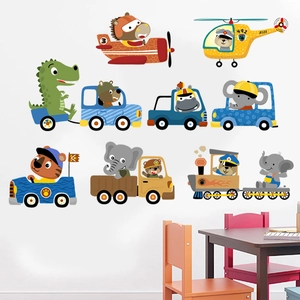Adesivi murali con animali cartoni animati che guidano aerei e treni colorati