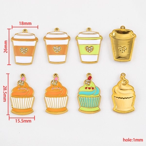 Colgantes de acero inoxidable 304 esmaltados de cupcakes y tazas con strass para DIY