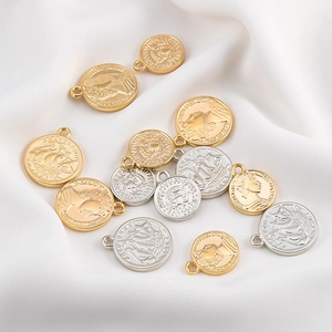 Ciondoli vintage a forma di moneta CCB in oro e argento per la creazione di gioielli fai-da-te