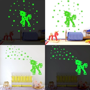 Stickers Muraux Licorne Étoile Lumineux Brille Dans Le Noir Autocollants Fluorescents en PVC pour Chambre d'Enfant Maison Décor