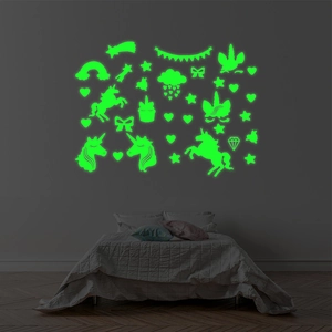 Adesivi murali unicorno e arcobaleno luminosi per cameretta bambini effetto fluorescente