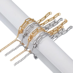 Polished stainless steel paperclip chain bracelets in gold and silver with lobster clasp