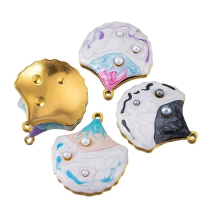 Stainless steel shell pendants with gradient enamel and pearl inlay for DIY jewelry