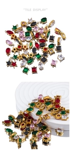 Detalle de colgantes de circonita de colores y acero inoxidable 304 para collares DIY