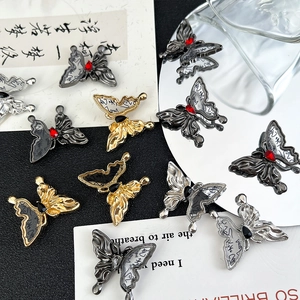 Vergoldete Schmetterlingsperlen aus Legierung mit Strasssteinen für DIY-Schmuck