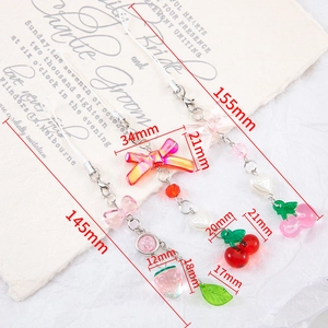 Porte-clés fraise et nœud papillon mignons avec perles en résine pour sacs à main