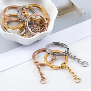 Flat stainless steel 25mm key rings with chains in gold, silver and rose gold finishes