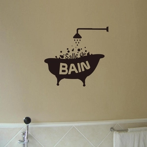 Detail view of Salle de BAIN vinyl wall sticker featuring a bathtub silhouette and bubbles