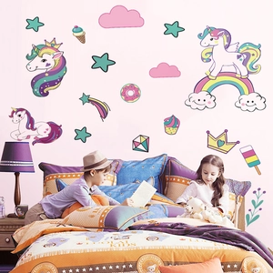 Stickers muraux licorne avec arc-en-ciel et couronne pour décoration de chambre d'enfant