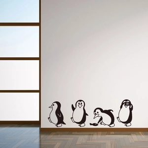 Stickers muraux pingouins mignons pour chambre d'enfant avec quatre personnages cartoon
