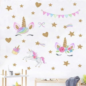 Détails des autocollants muraux licornes dorées avec étoiles et cœurs pour chambre d'enfant