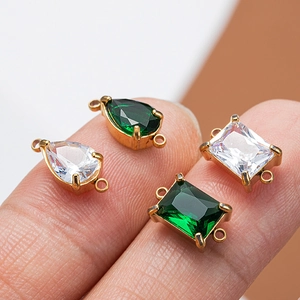 Pendentifs en acier doré avec émeraude et zircon à double boucles pour bijoux DIY