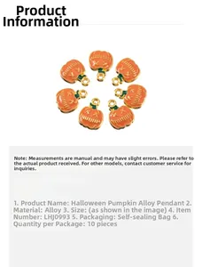 Λεπτομερής όψη από κρεμαστά κολοκύθας Halloween με πορτοκαλί σμάλτο και χρυσό φινίρισμα