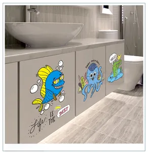 Stickers animaux marins sur meuble de salle de bain avec motifs poisson et poulpe