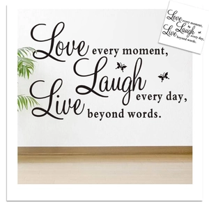 Sticker mural inspirant Live Laugh Love avec papillons pour décoration maison