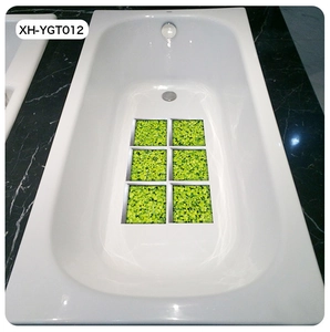 Detail of waterproof green grass pattern bathtub stickers XH-YGT012 in a white tub