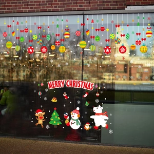 Stickers de Noël colorés avec boules suspendues, renne et bonhomme de neige pour fenêtres