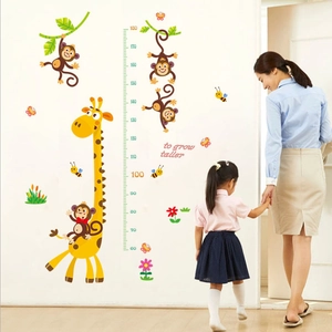 Muursticker giraf groeimeter met aapjes en 60-180cm schaal voor de kinderkamer